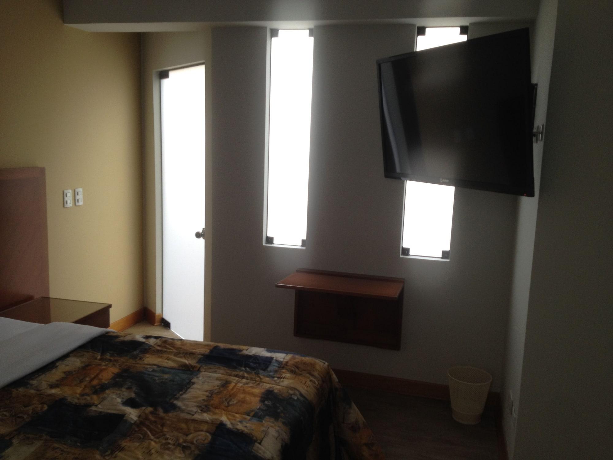 Hotel Esencia Suites Lima Bagian luar foto