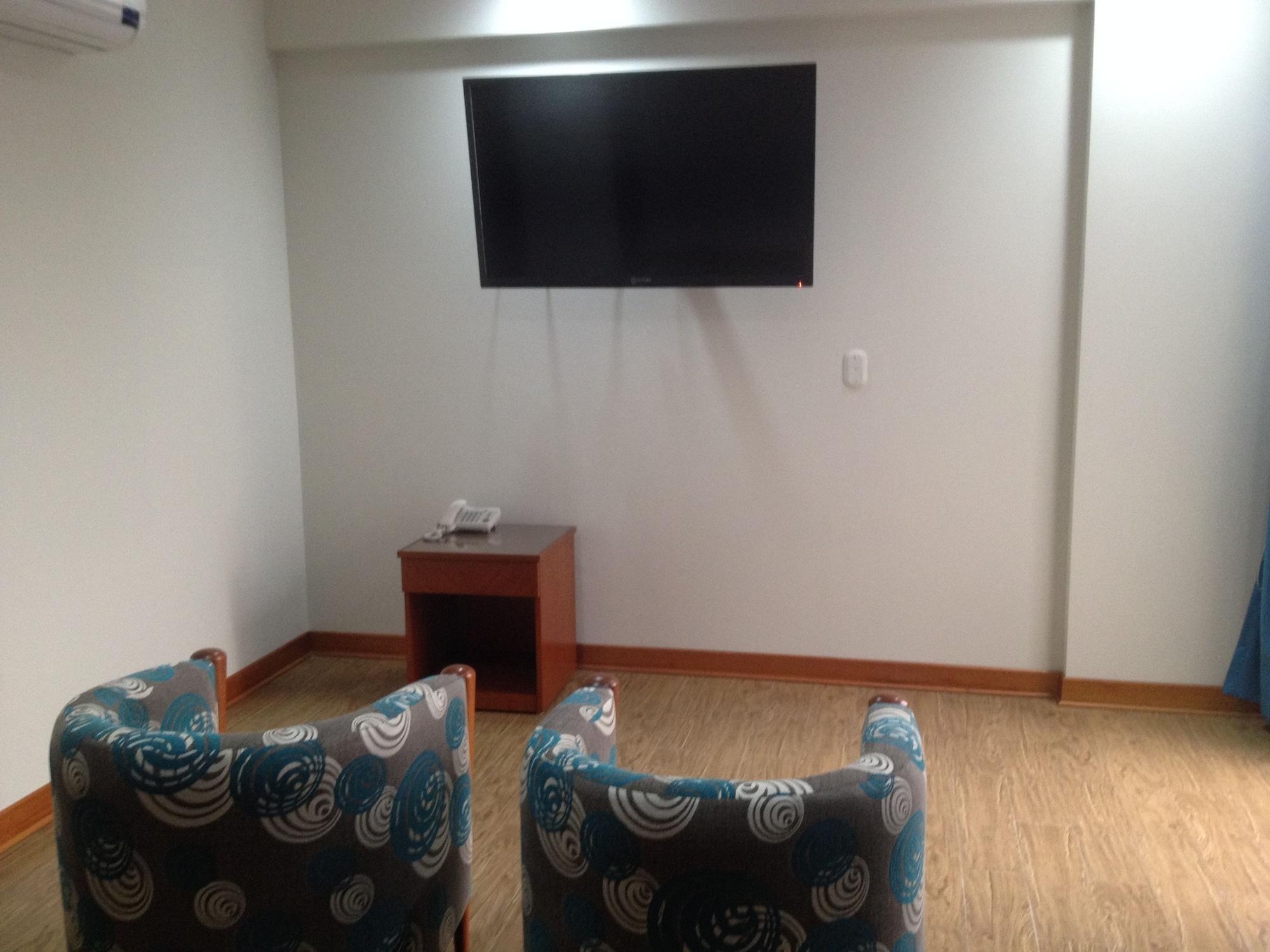 Hotel Esencia Suites Lima Bagian luar foto