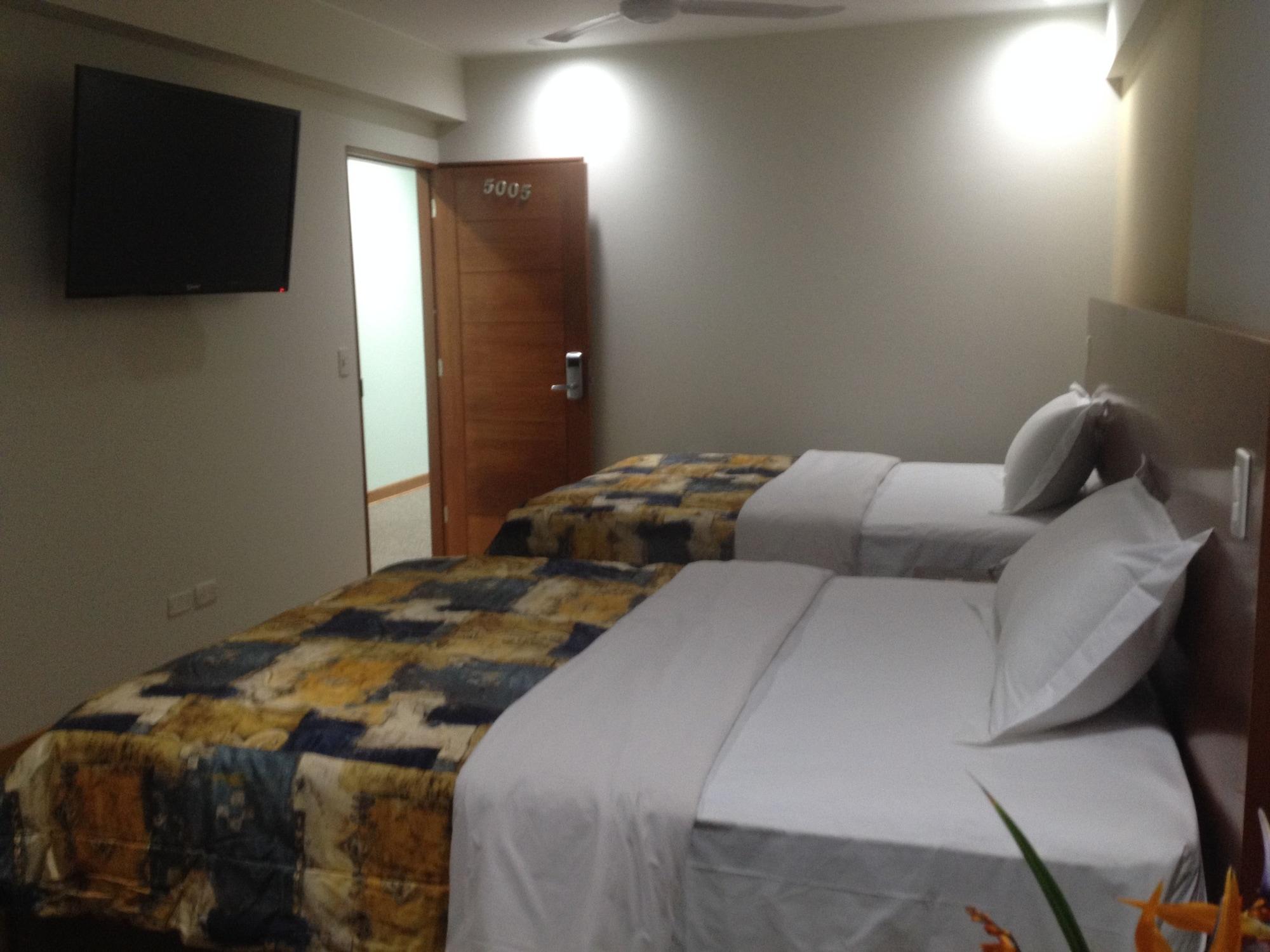 Hotel Esencia Suites Lima Bagian luar foto