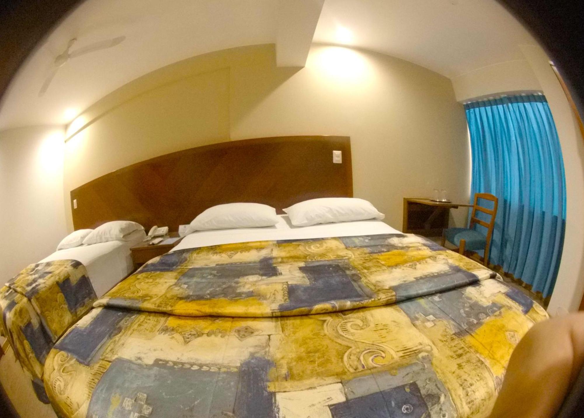 Hotel Esencia Suites Lima Bagian luar foto