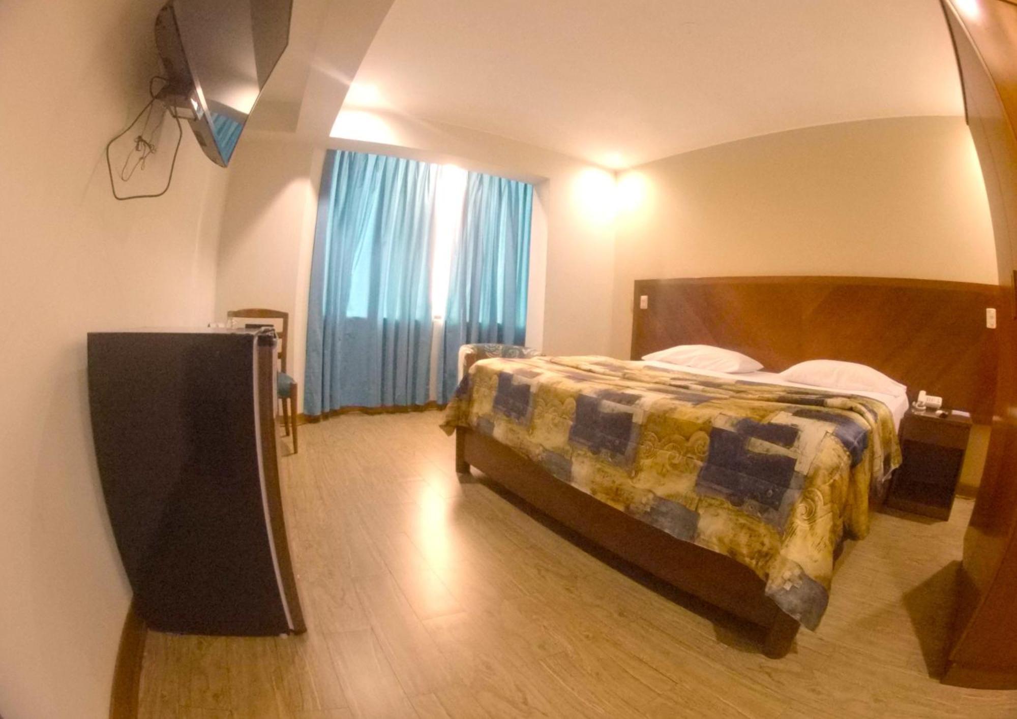Hotel Esencia Suites Lima Bagian luar foto
